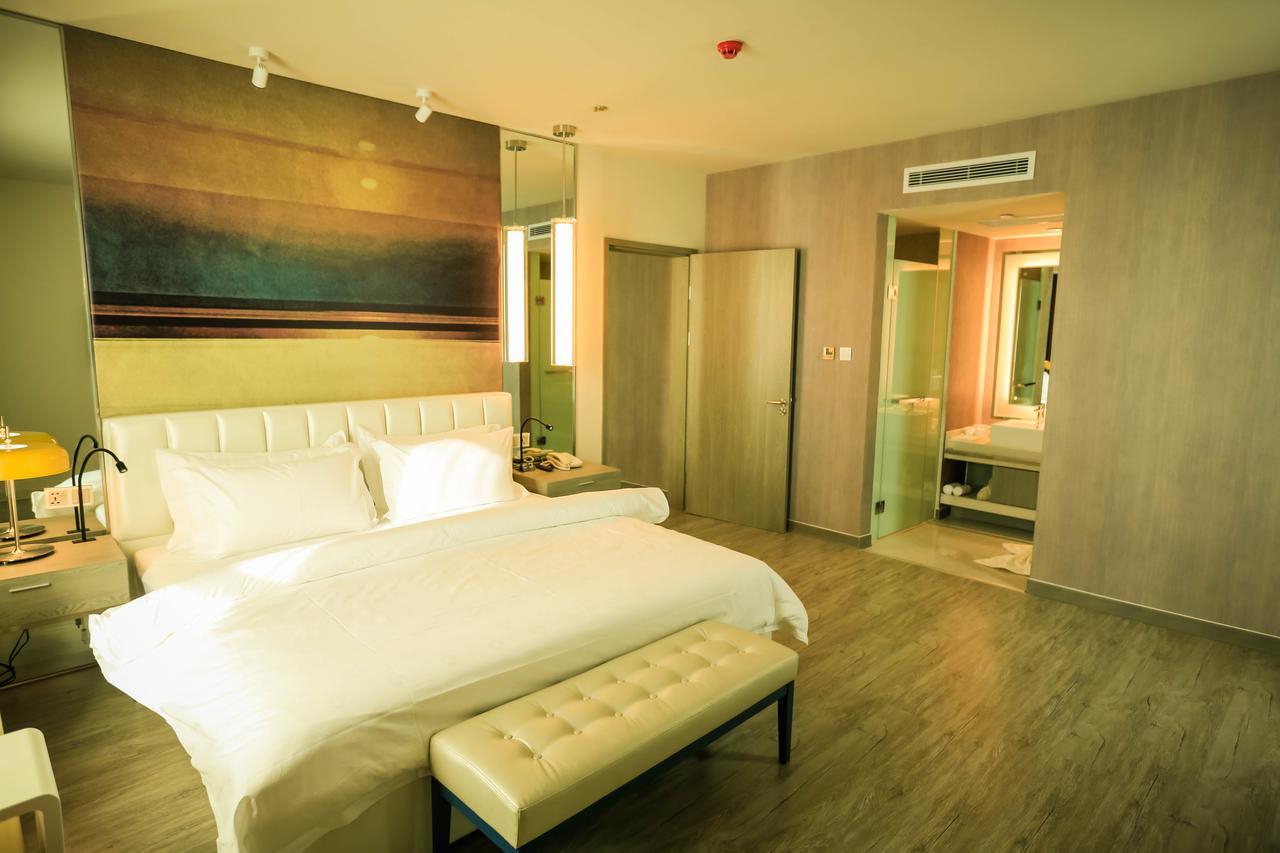 Metropolo Jin Jiang Hotels Turpan Administrative The Heart Of Pai 外观 照片
