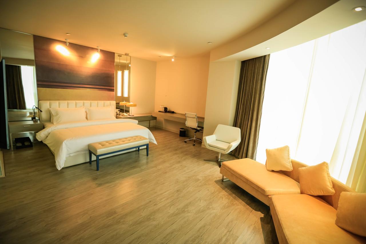 Metropolo Jin Jiang Hotels Turpan Administrative The Heart Of Pai 外观 照片